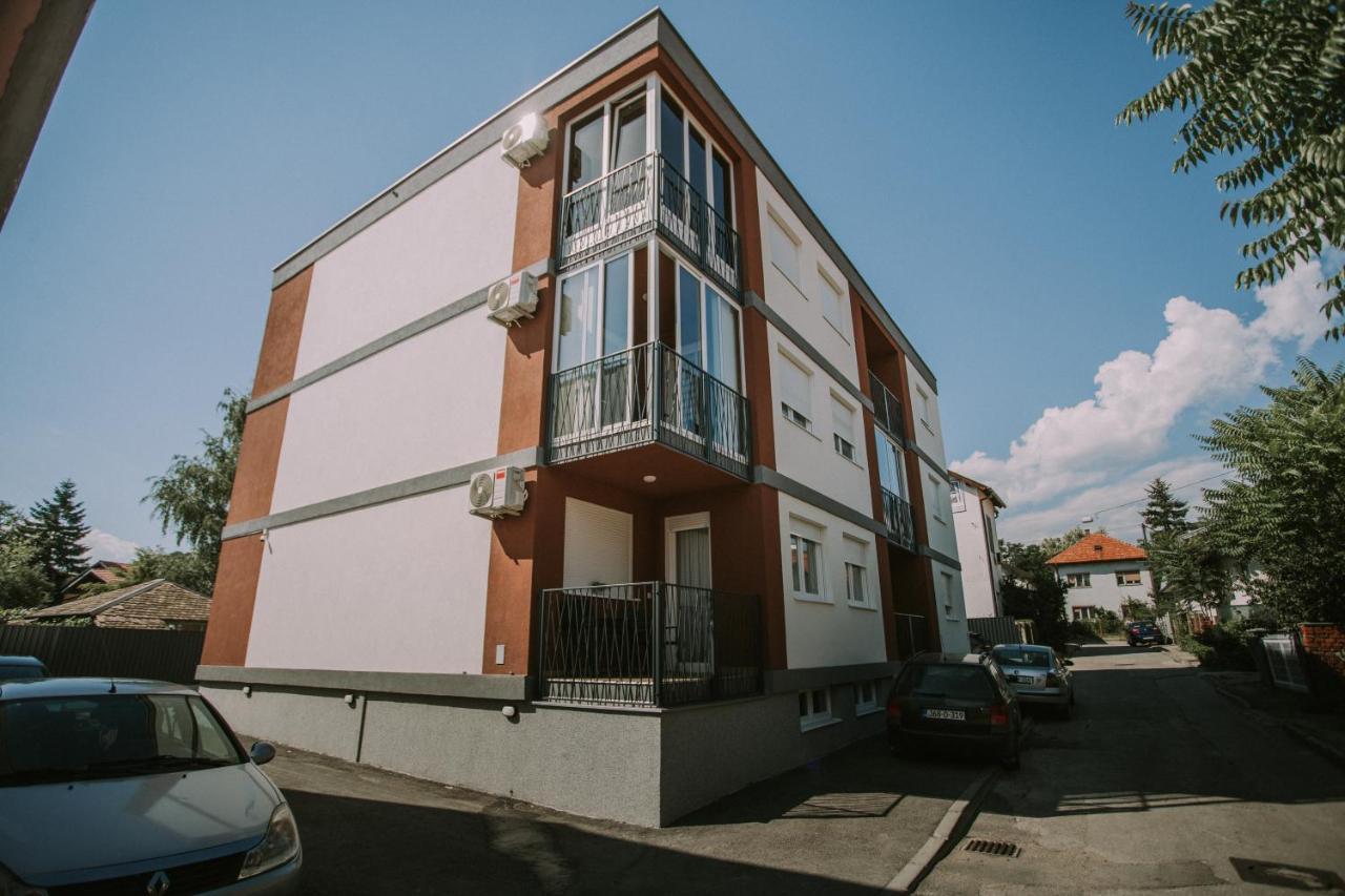 Apartment Vila Idila Tuzla Luaran gambar